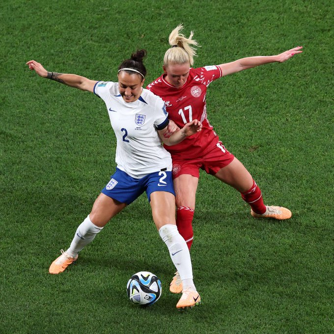 INGLATERRA VENCE A DINAMARCA E FICA PRÓXIMA DA CLASSIFICAÇÃO NA COPA DO MUNDO FEMININA