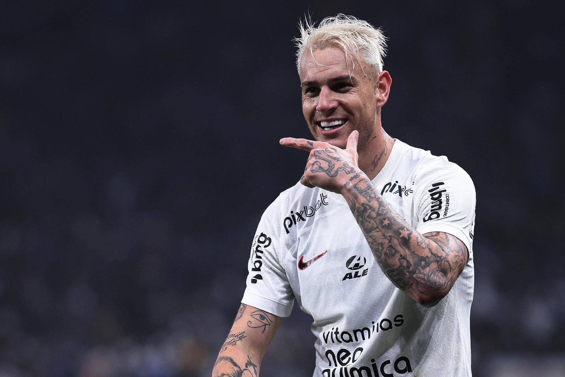 Corinthians não facilitará saída de Roger Guedes para o futebol árabe