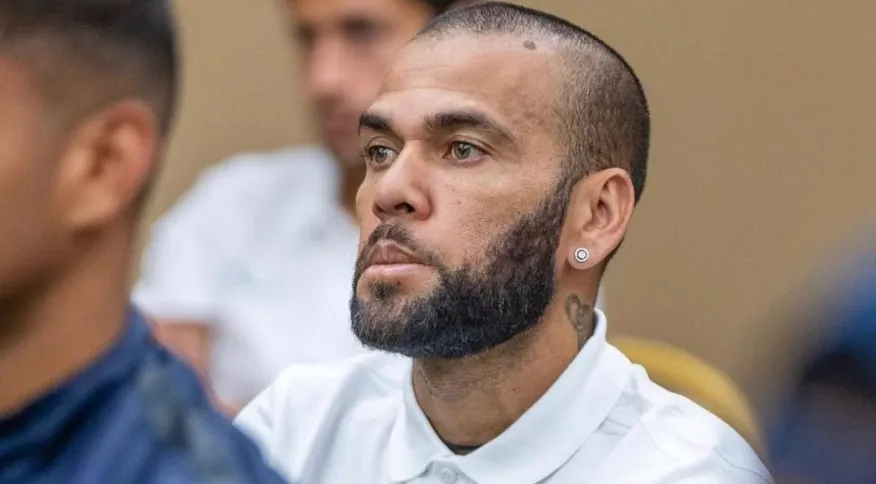 Daniel Alves é acusado formalmente de agressão sexual na Espanha