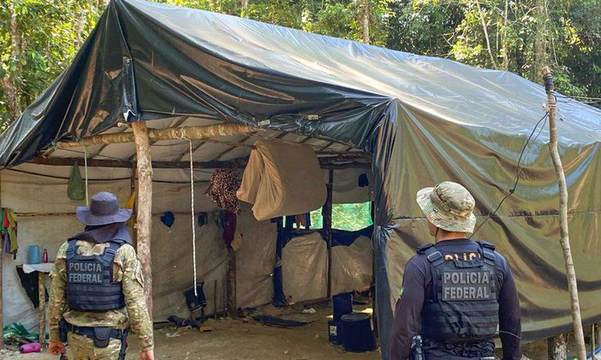 Operação Ibi-Çoroc: Combate à extração de ouro e desmatamento Ilegais no Mato Grosso