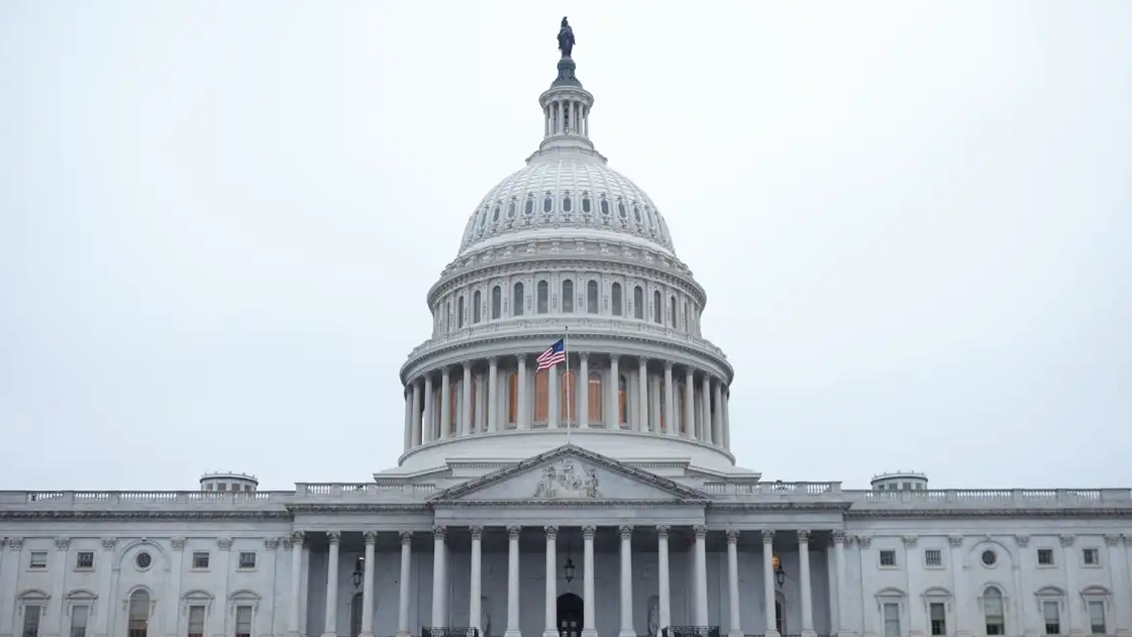 Senado dos EUA cria comissão para investigar ataque contra Trump