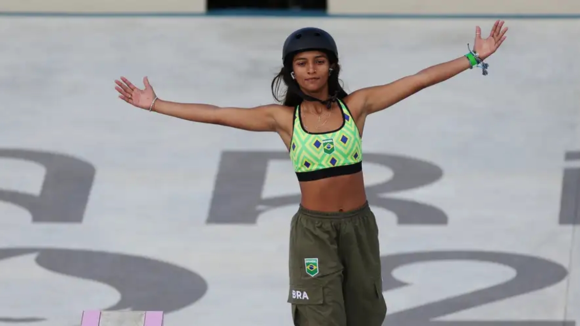 Rayssa Leal brilha em Paris e conquista Bronze no Skate Street Feminino