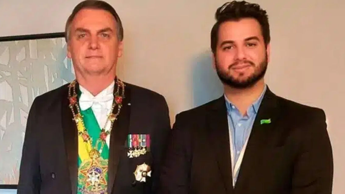 Alexandre de Moraes revoga prisão de Filipe Martins, ex-assessor de Bolsonaro